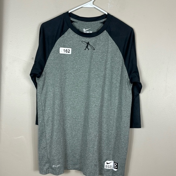 Nike Other - Nike tee med 21-1/2 p2p  27”length  preowned a few tiny spots  dri fit
